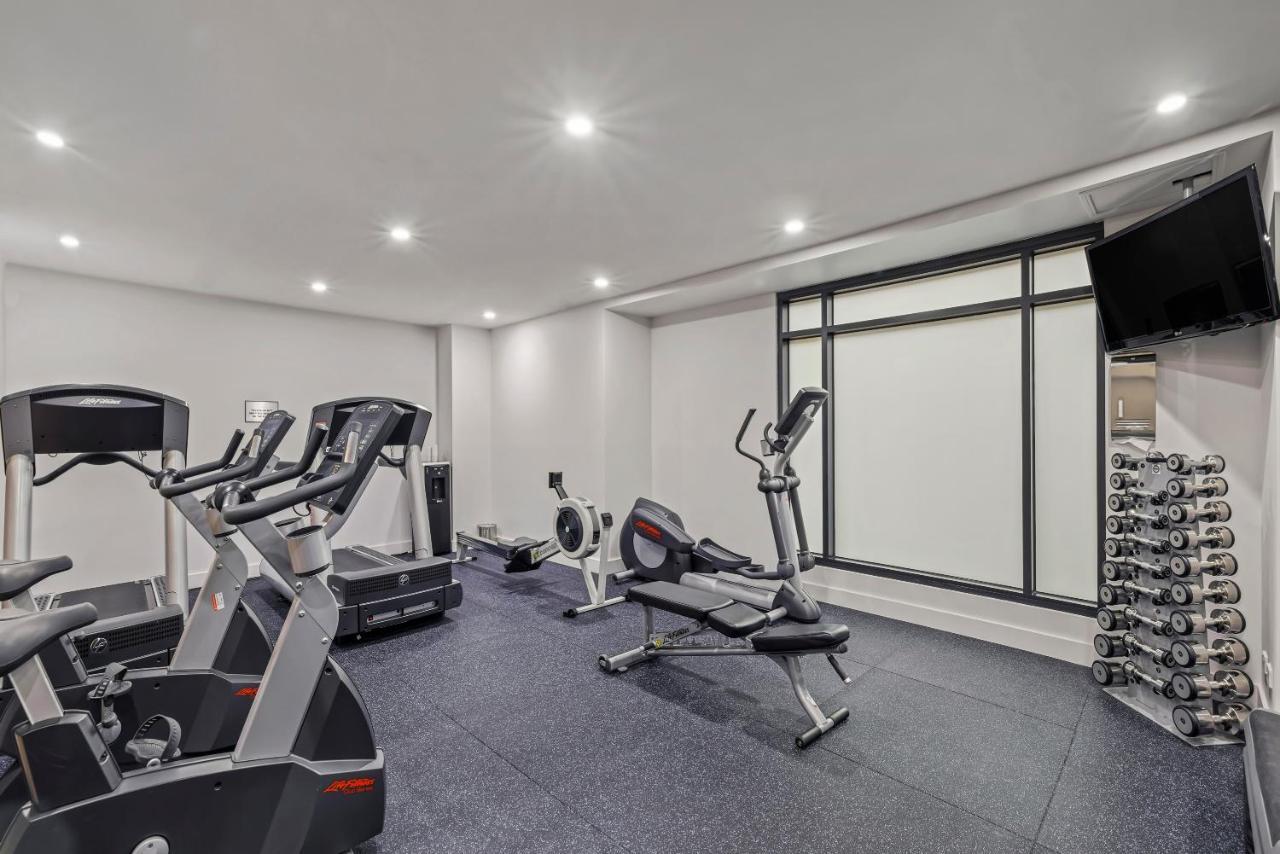Peppers Waymouth Hotel Adelaide Exterior foto The gym at the hotel